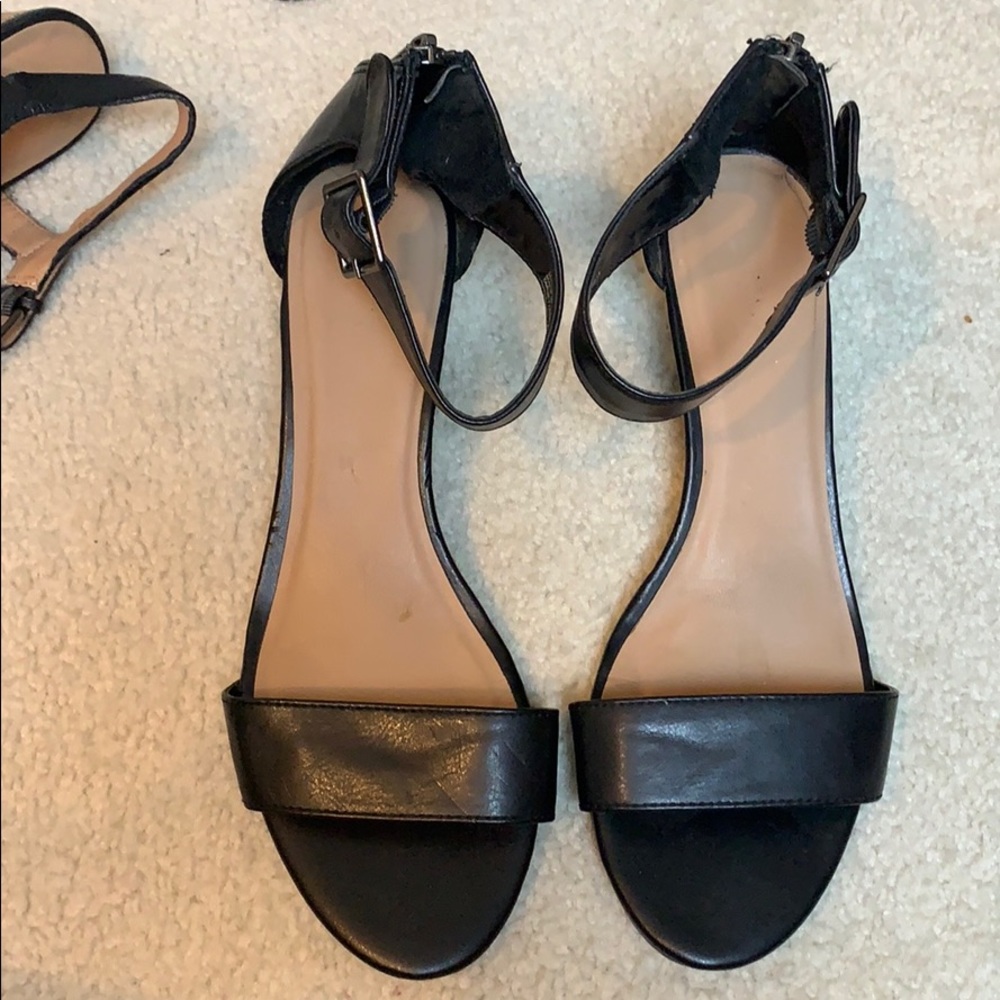 Black strap heel